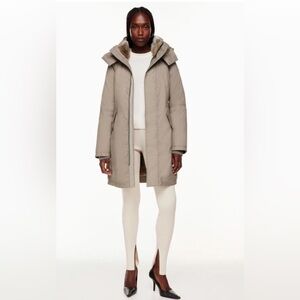 Aritzia Babaton Oskar Down Parka Sz‎ XS Modern Taupe